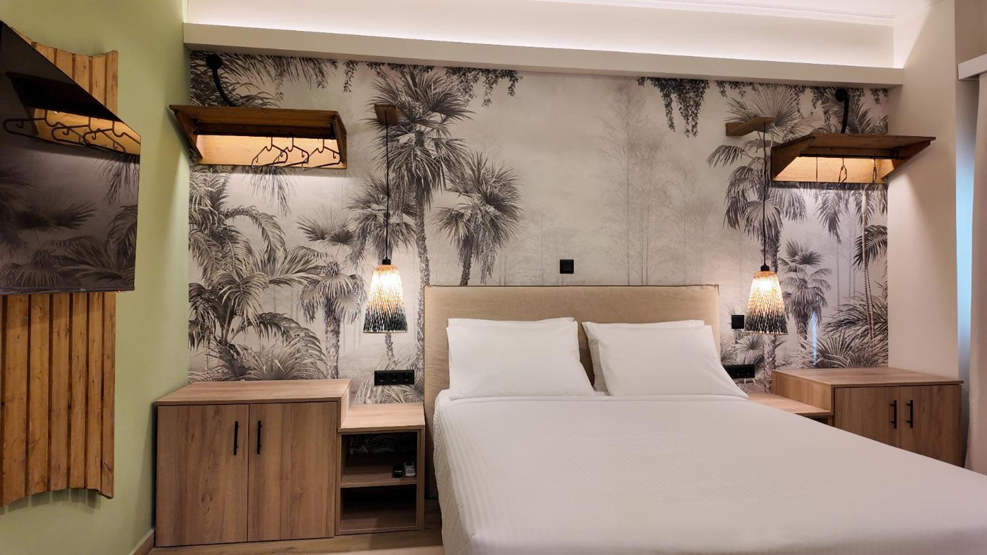 Studio Apartment King Bed